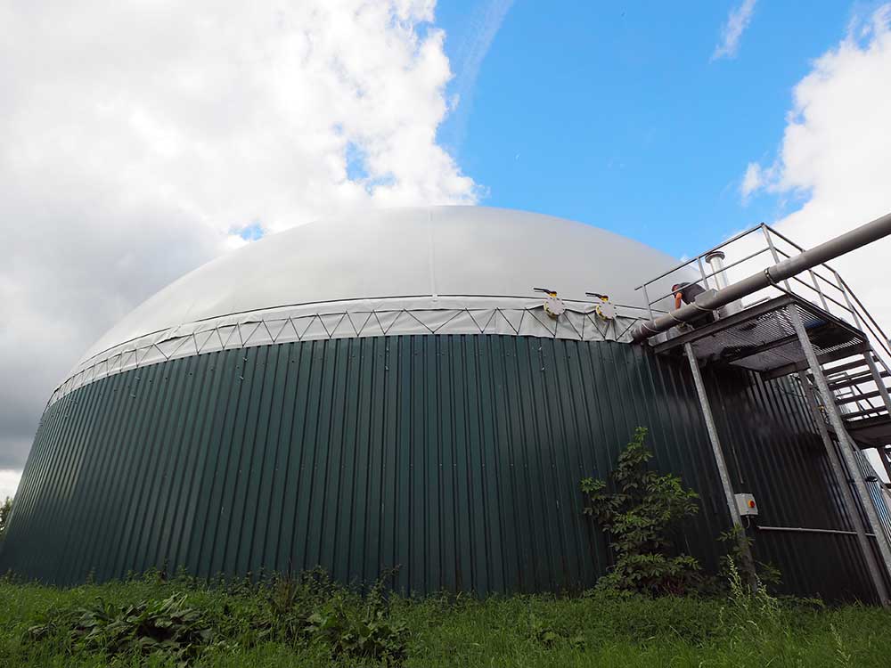 Biogasbehälter, Fermenter - Biogasanlage: Repowering und Wiederaufbau - September 2016