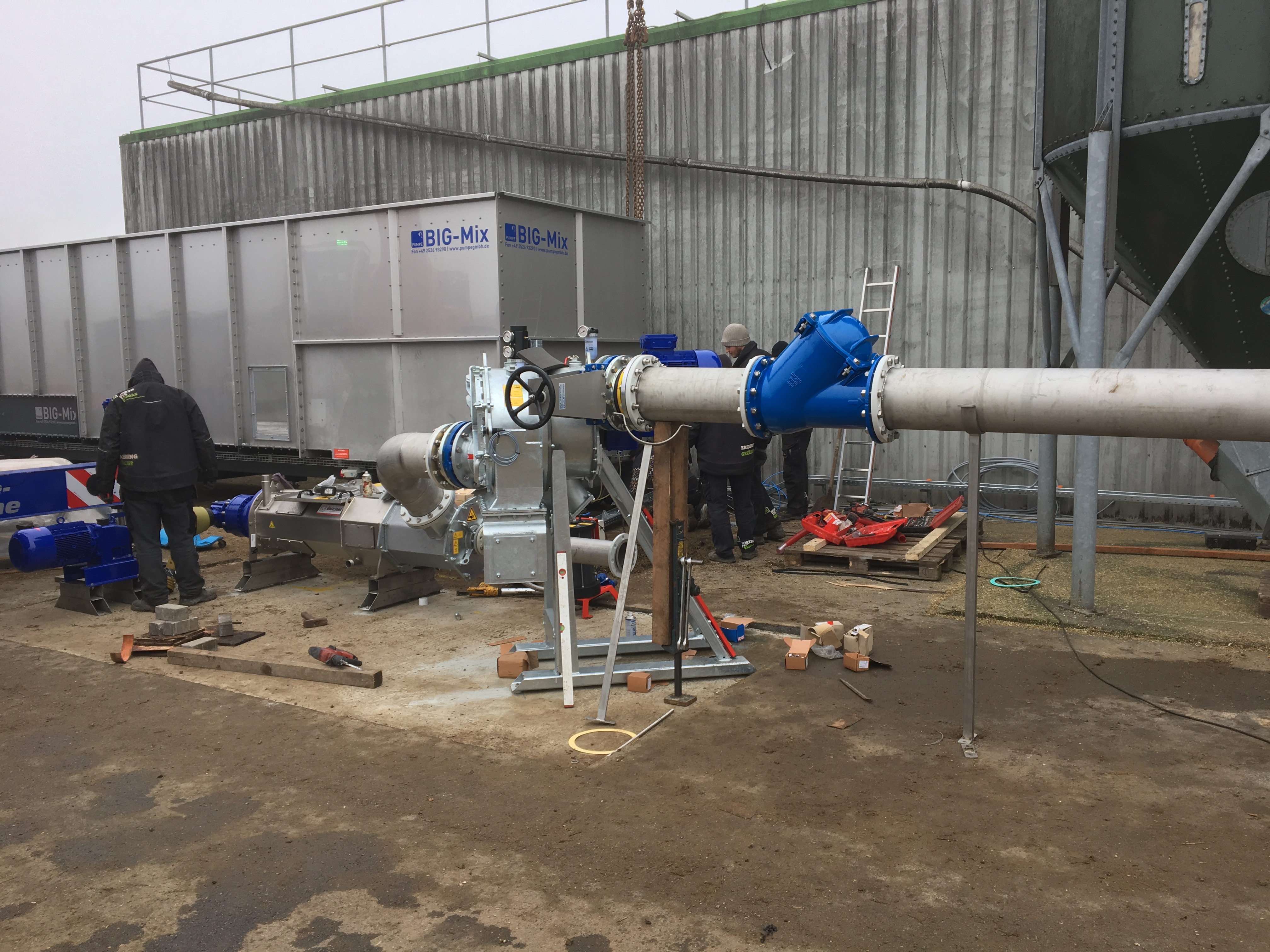 Biogasanlage Optimierung - Repowering, Biogas optimieren mit Flüssigfütterung, neuem Eintragssystem, Einbau Big Mix vom Hersteller