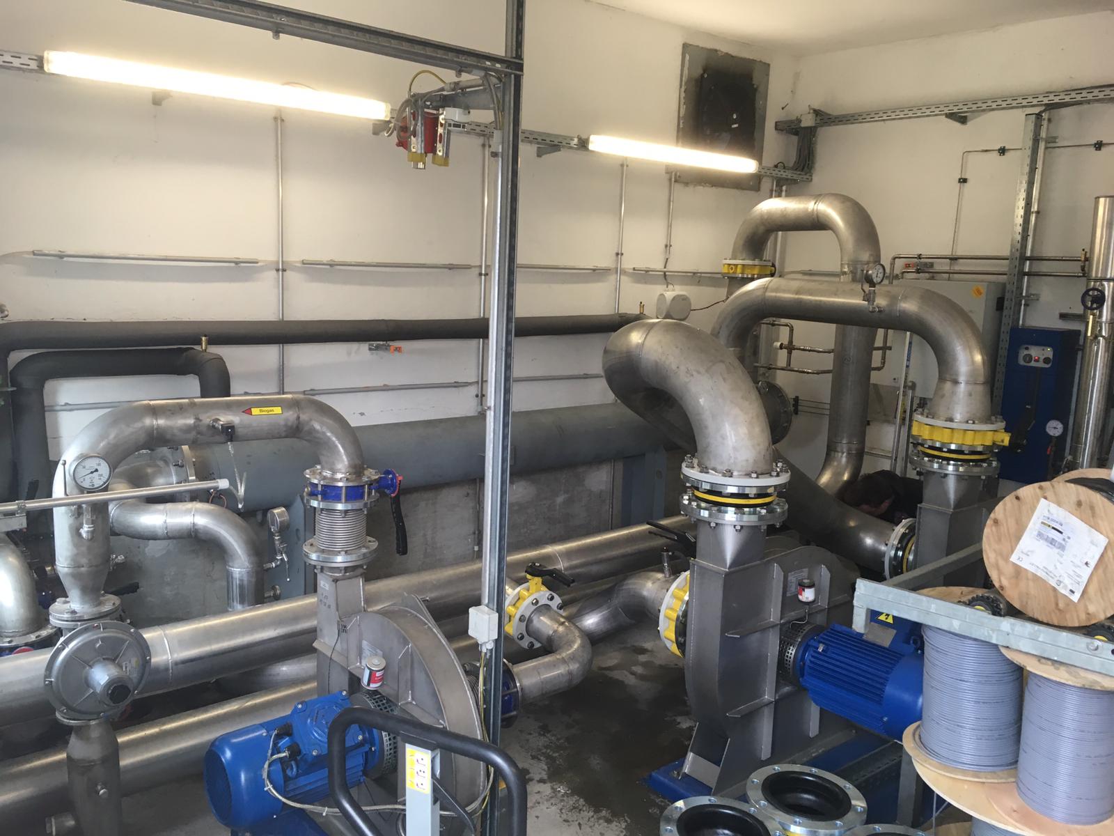 Flexibilisierung einer Biogasanlage. Jetzt Flexprämie sichern durch Überbauung, BHKW inkl. Rohrleitungsbau, Schaltschrankbau, Steuerungstechnik (2)